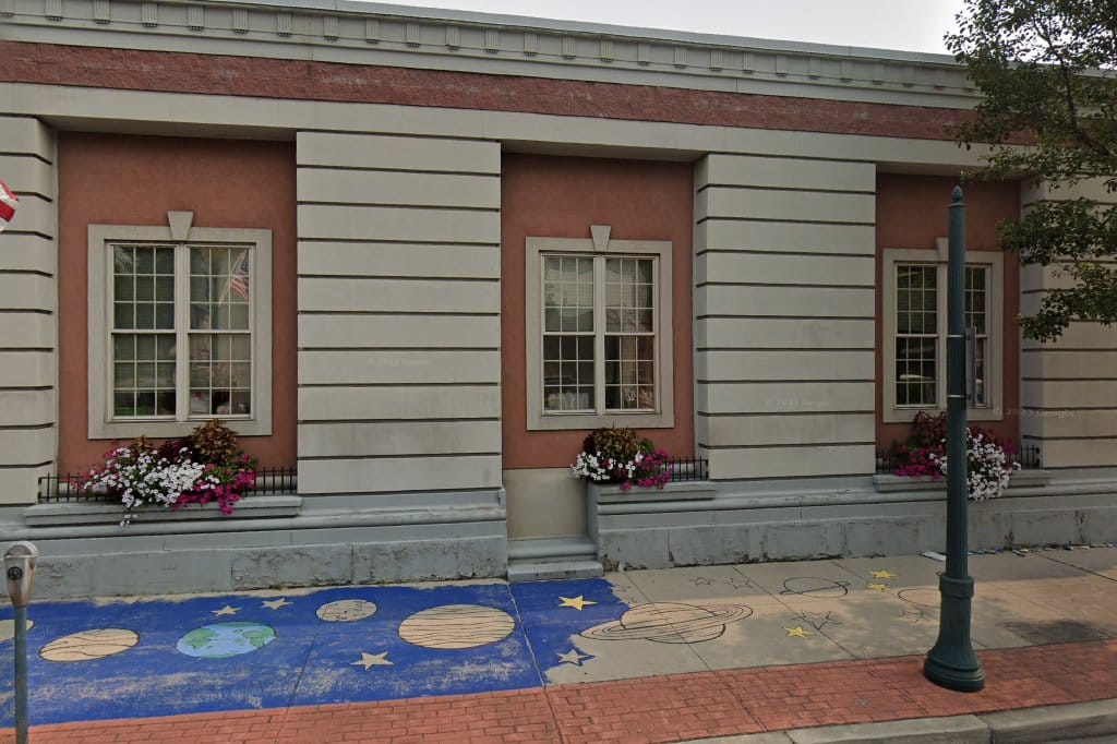 Tyrone-Snyder Public Library