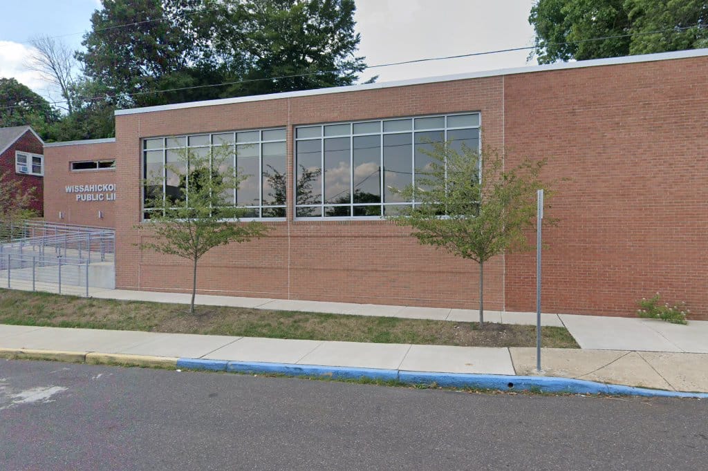 Wissahickon Valley Pub Library