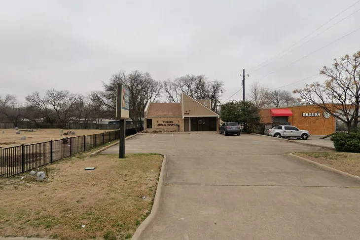 Pioneer Animal Hospital