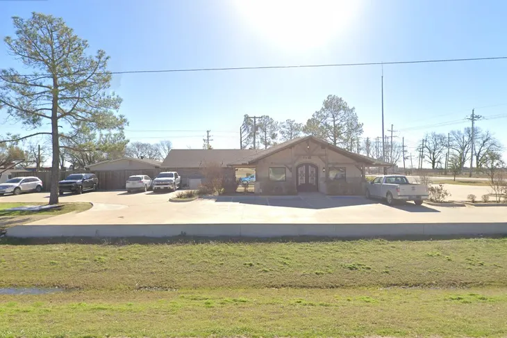 Dennis Veterinary Hospital