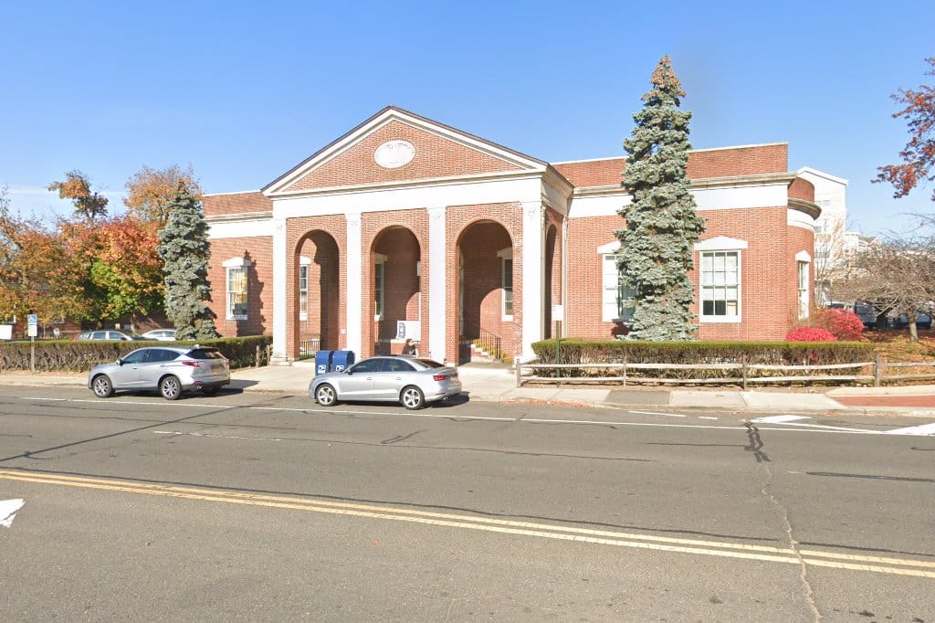 Glen Cove Passport Office