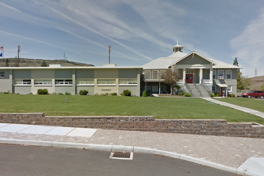 Maupin Grade School