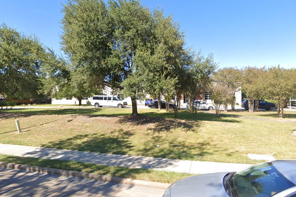 River Oaks Academy