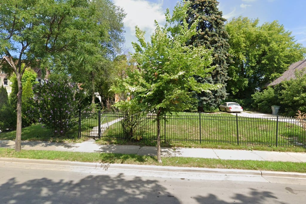 Dr Brenda Noach Elementary & Secondary School