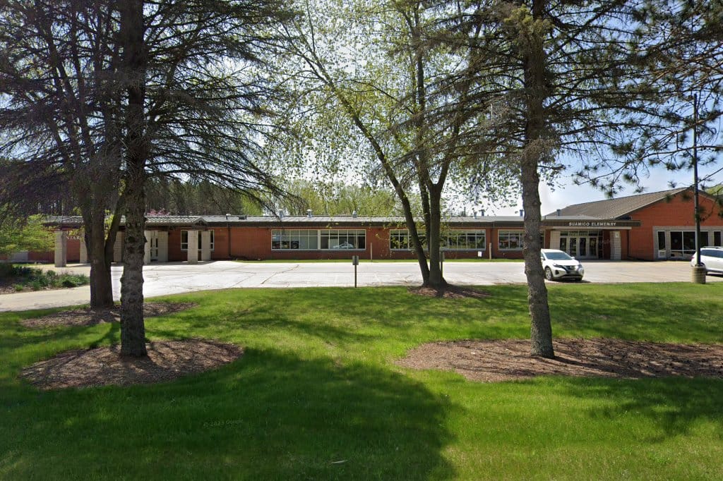 Suamico Elementary School