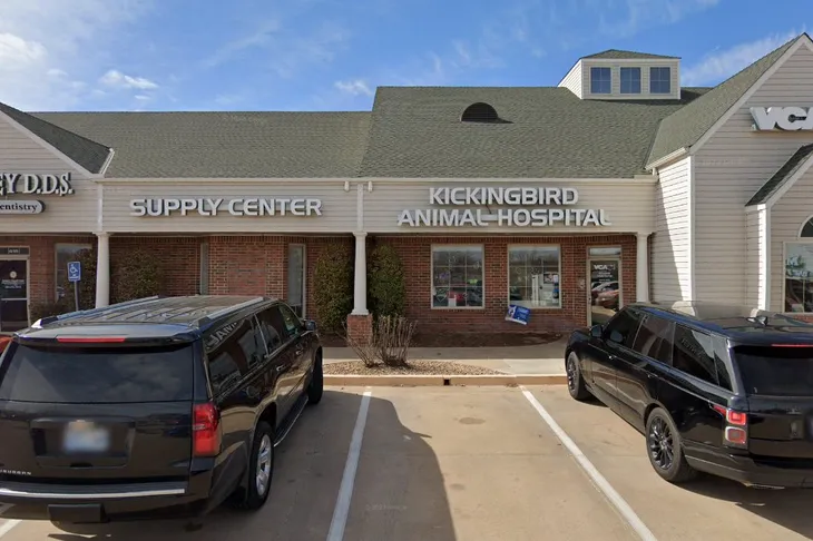VCA Kickingbird Animal Hospital
