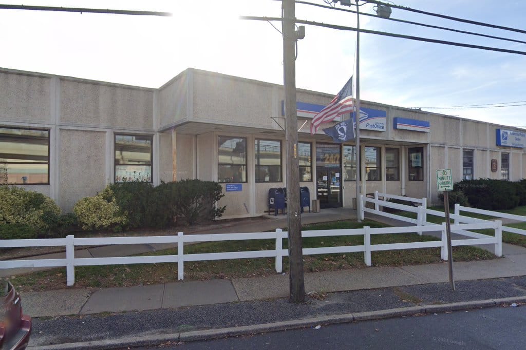 Lindenhurst Passport Office