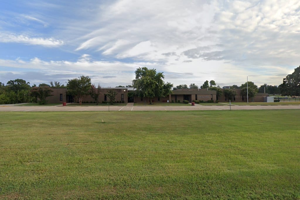 Poteau Upper Elementary School