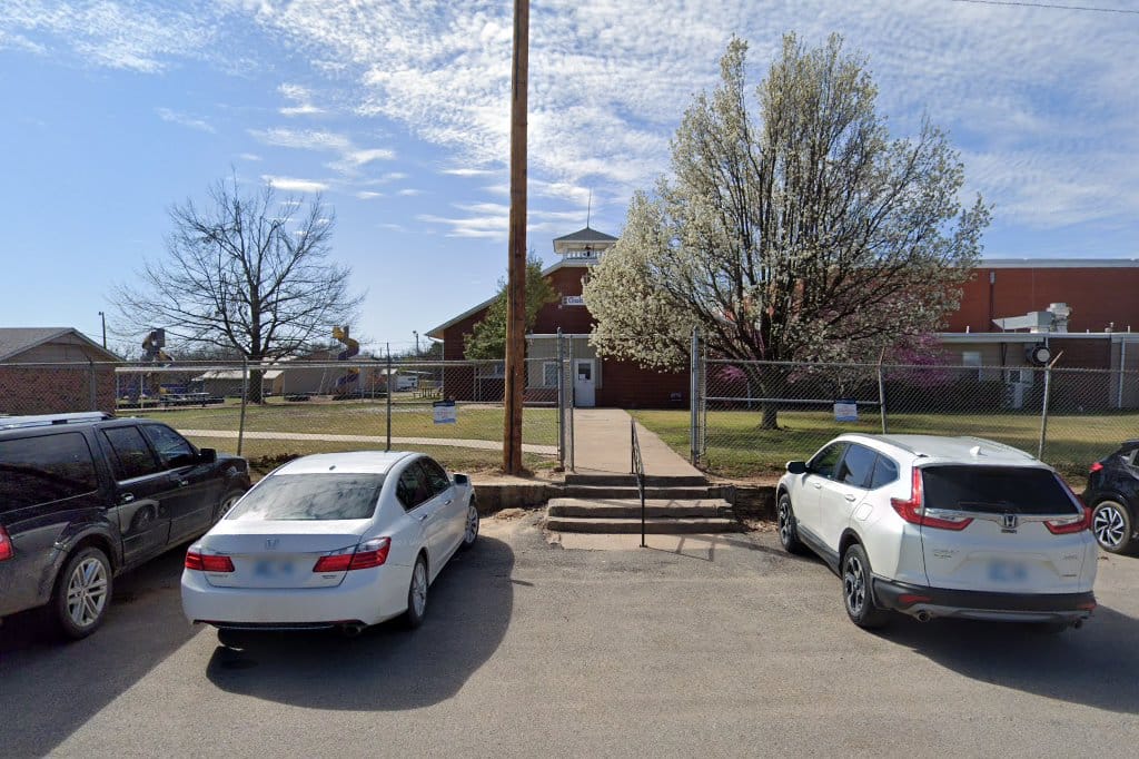 Oak Grove School