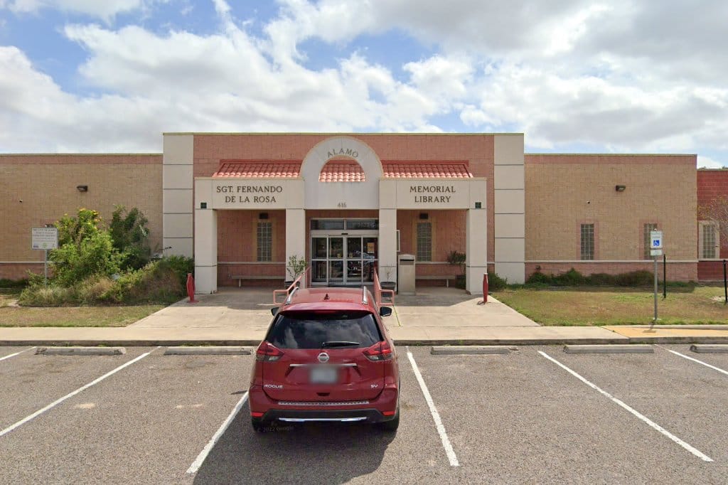 Sergeant Fernando de la Rosa Memorial Library