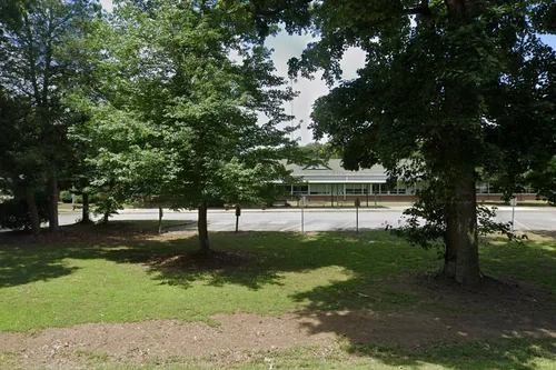 Queens Lake Middle School