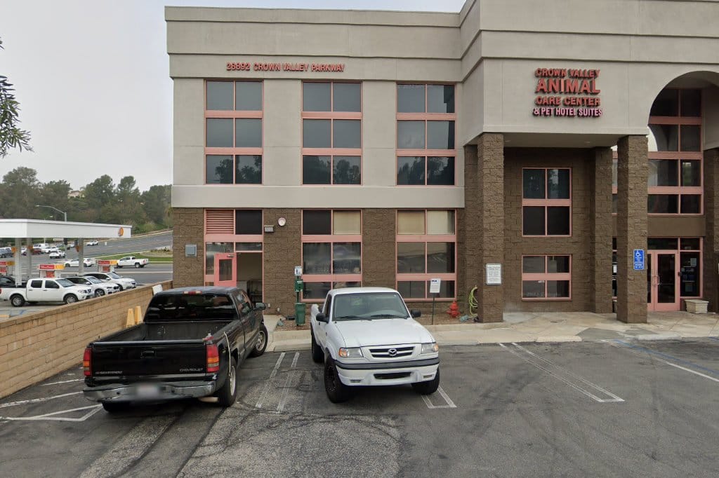 VCA Crown Valley Animal Hospital & Pet Hotel