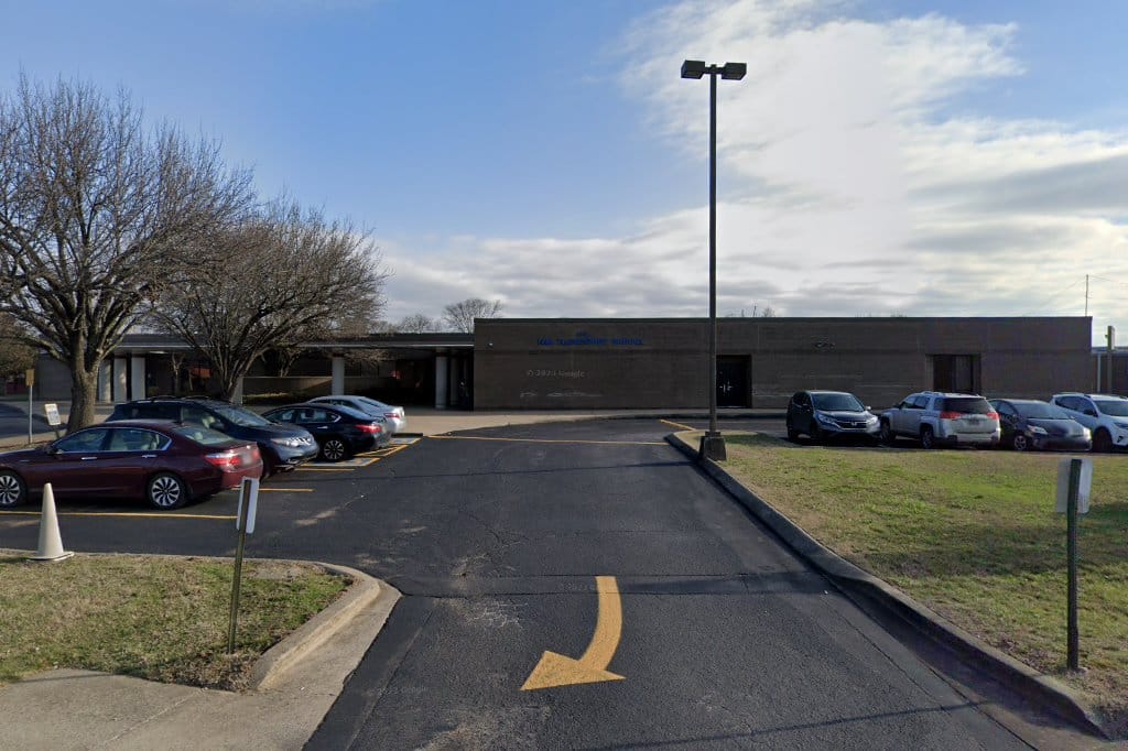 Una Elementary School