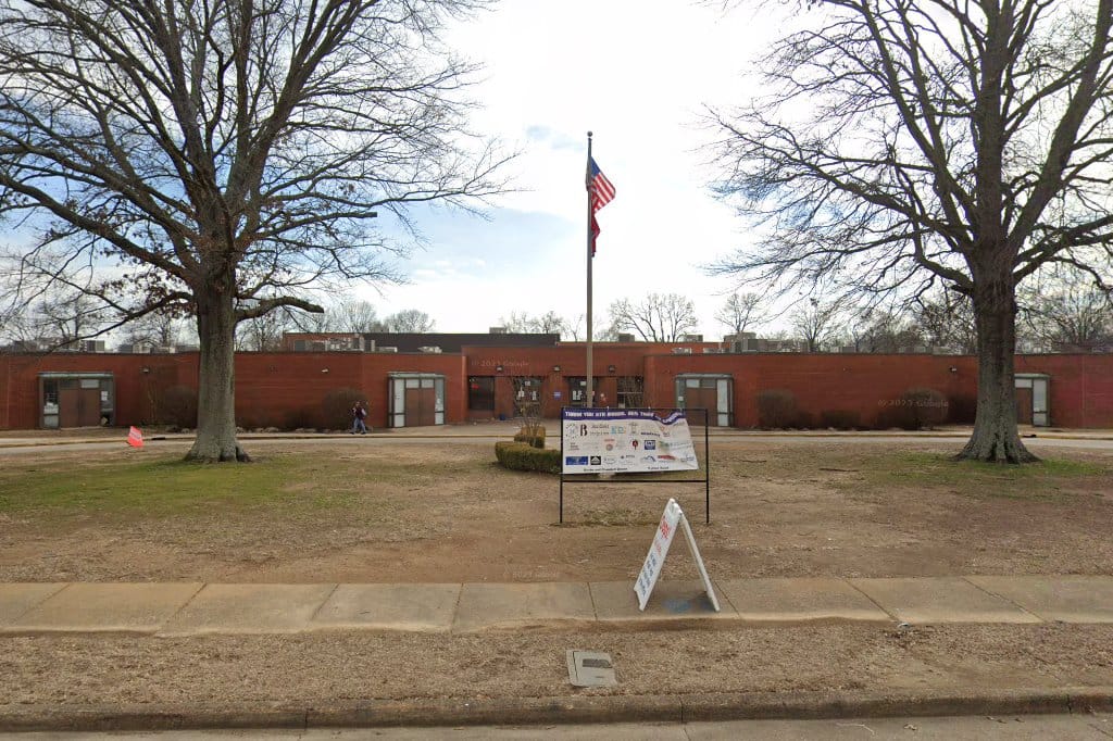 Altruria Elementary School