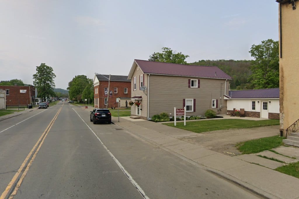 Bolivar Village Court