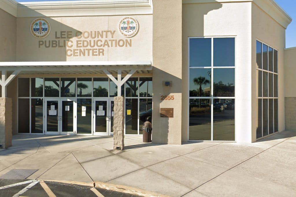 Lee Virtual Instruction School