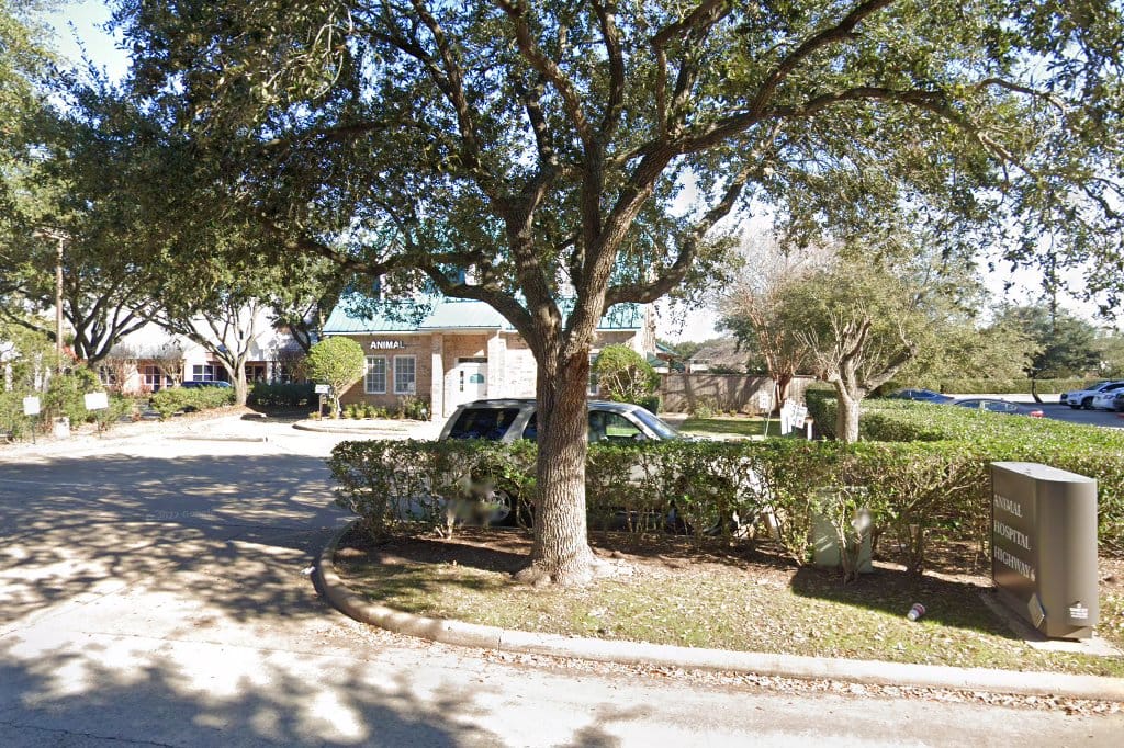Animal Hospital Highway 6