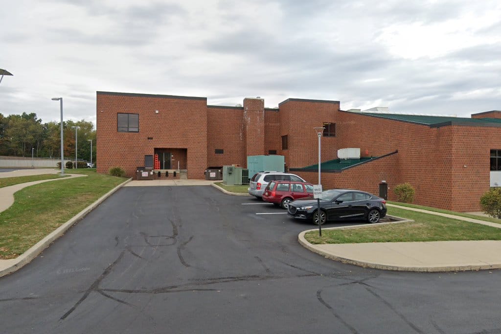 Deer Lakes High School
