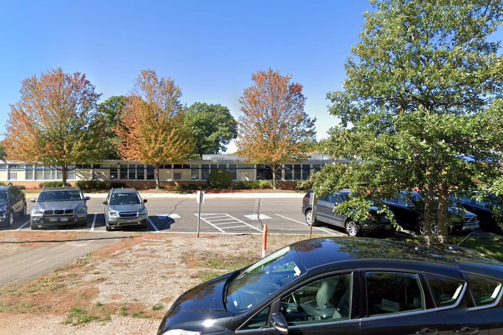 Deephaven Elementary School