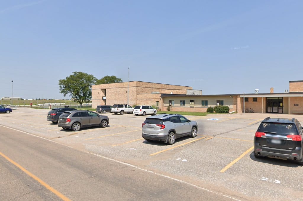 Holdrege Public School R7