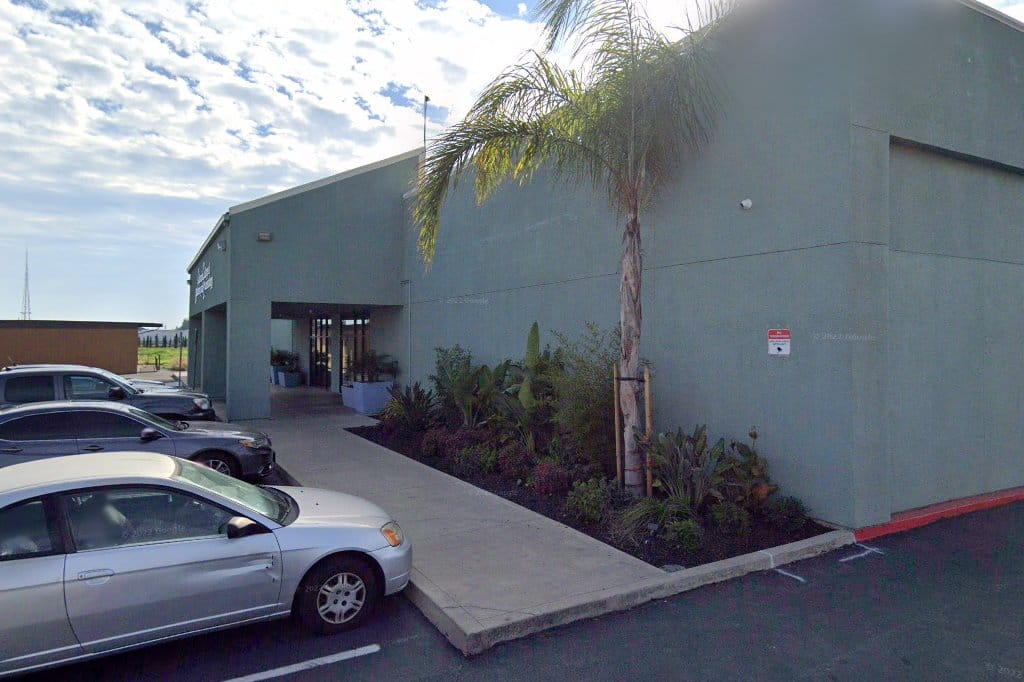 Hollywood Beauty College