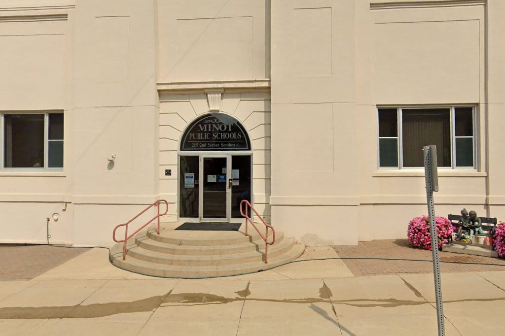 Minot School District 1