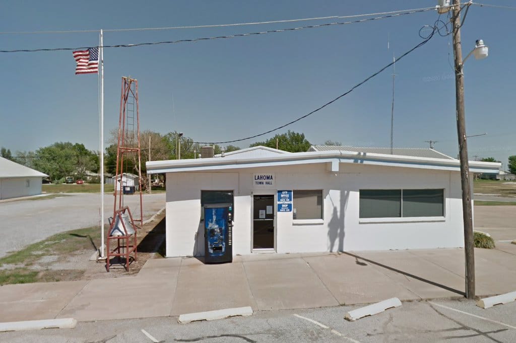 Lahoma Municipal Court