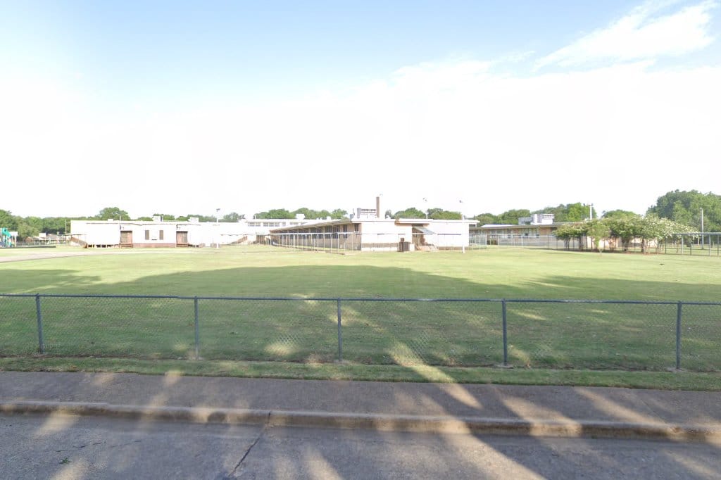 Mark Twain Leadership Vanguard School
