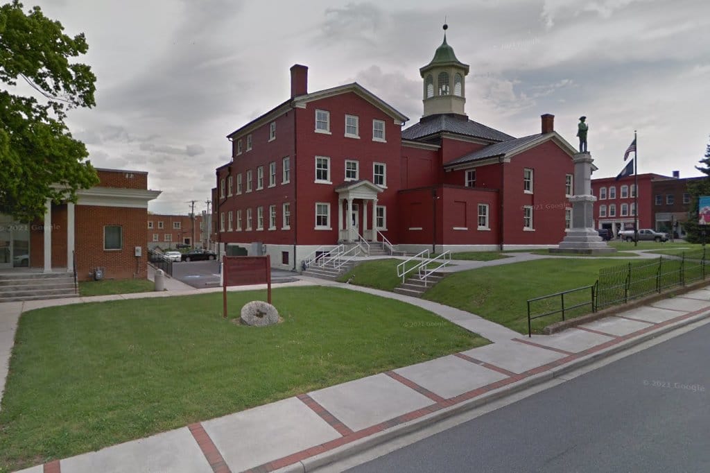 Giles County Passport Office