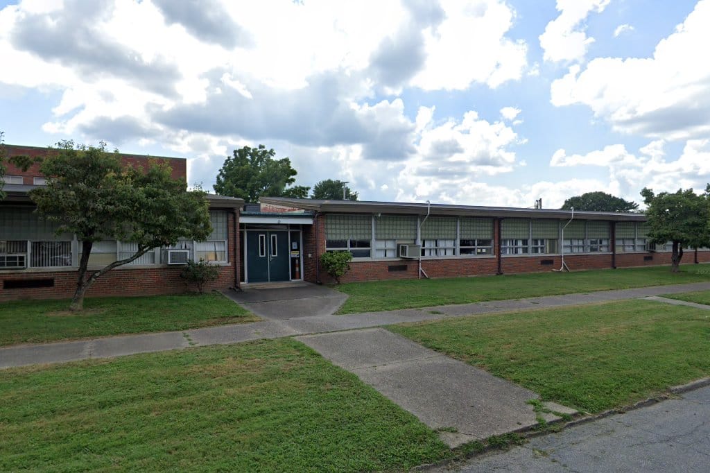 Highlawn Elementary School