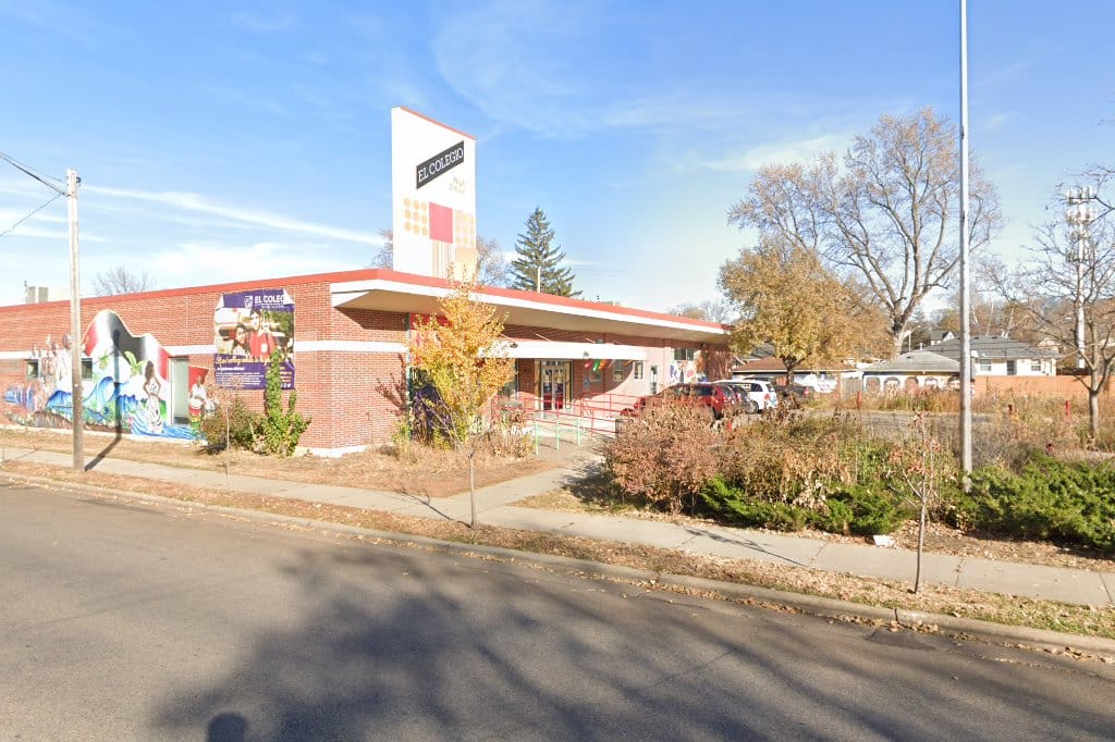 El Colegio Charter School
