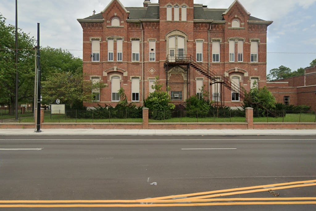 Longfellow Arts And Technology Middle School