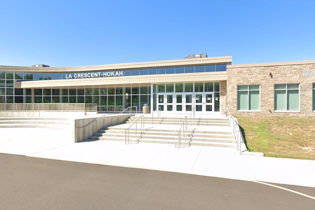 La Crescent Senior High School