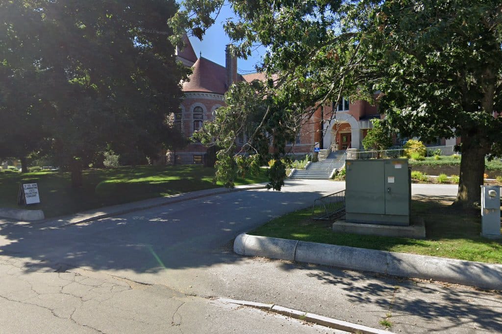 Laconia Public Library