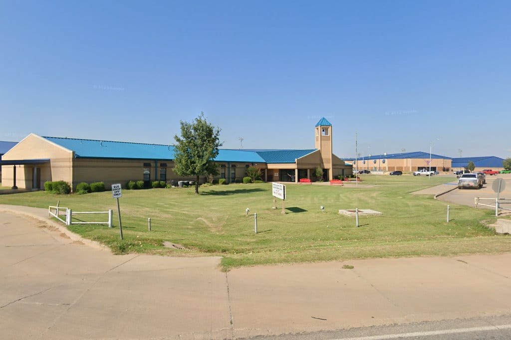 Chisholm Middle School