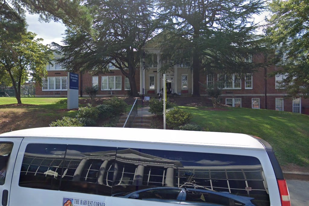 Forest Hills Elementary School