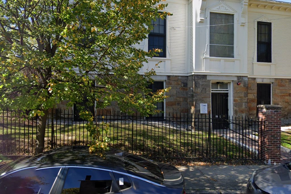 Renewal House (Unitarian Universalist Urban Ministry)