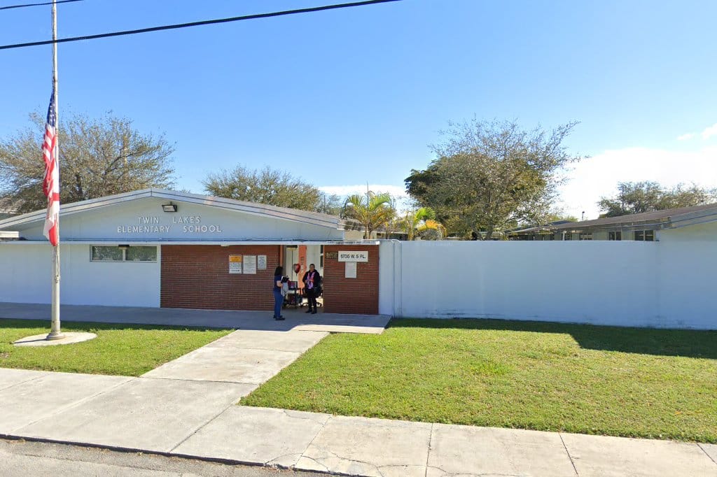 Twin Lakes Elementary School