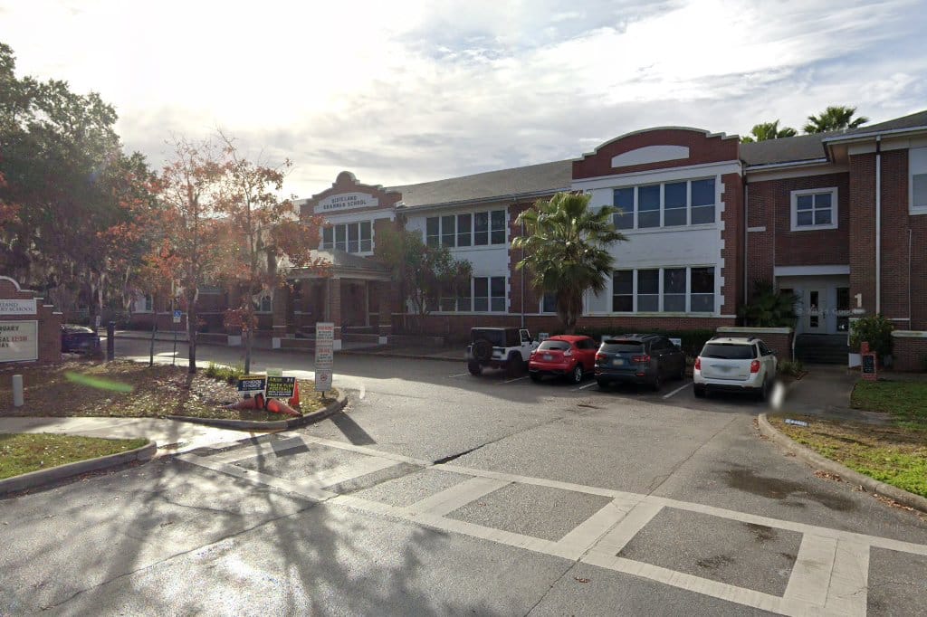 Dixieland Elementary School