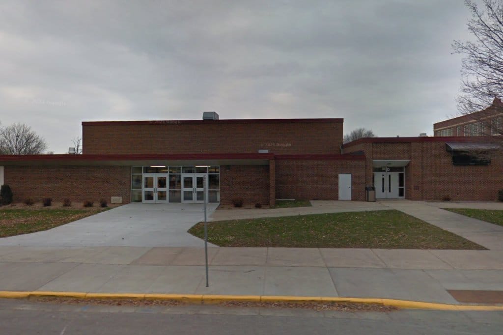 Plainview-Elgin-Millville High School