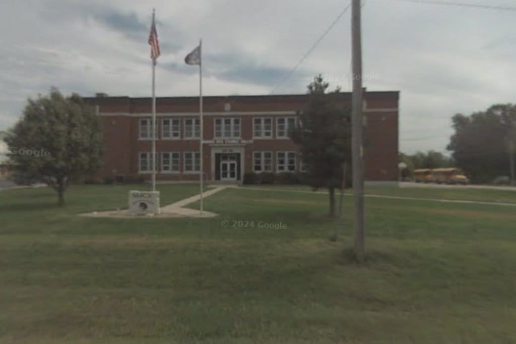 Marais des Cygnes Valley High School