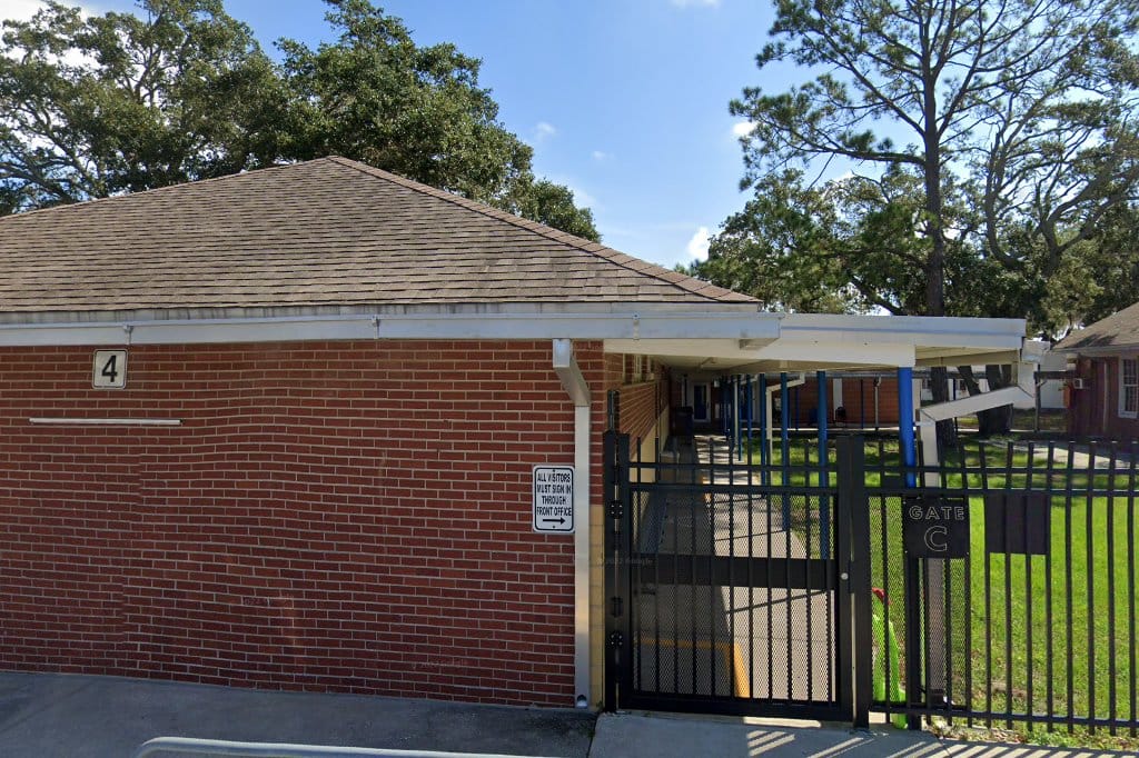 Anona School