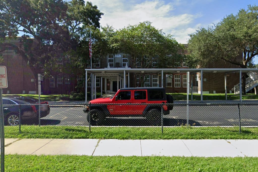 North Shore School