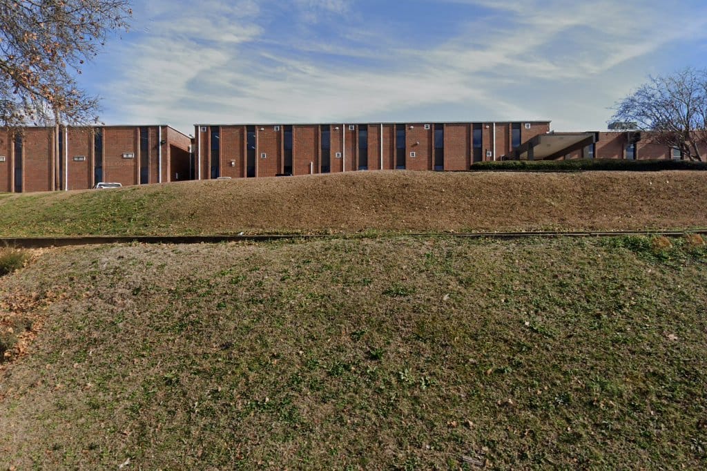 Saks High School