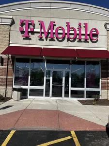 T-Mobile 72nd & Cicero