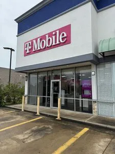T-Mobile Hwy 35 Bypass & Hwy 6