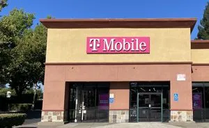 T-Mobile Greenback Ln & County Hwy E14