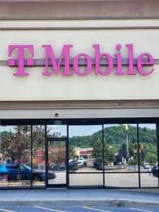 T-Mobile Emily Dr & WV-58