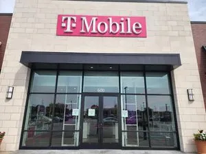 T-Mobile Veterans Pkwy