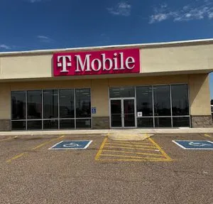T-Mobile Clovis Retail Center